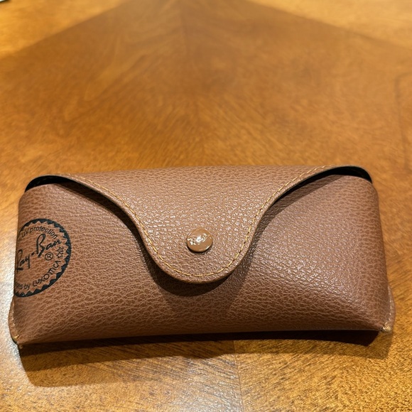 Ray•Ban Black Lens Aviators - Picture 5 of 5